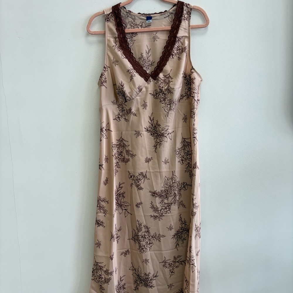 Old Navy Floral Dress with Lace Details